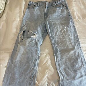 Abercrombie & Fitch The 90s Relaxed Jean High Rise